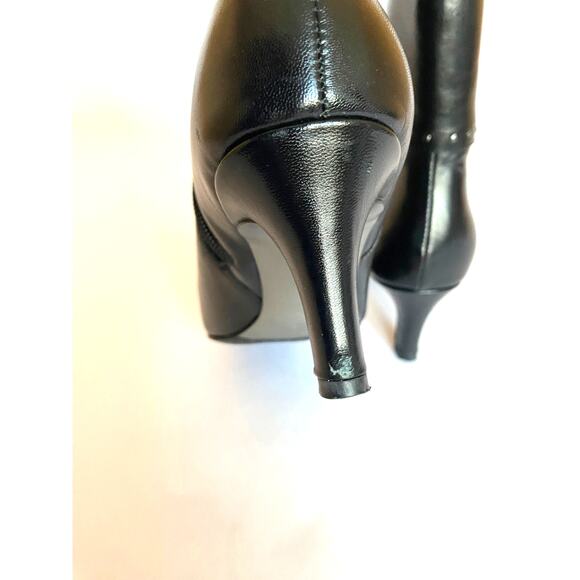 Tahari Black Leather Ankle Boot Heeled Studded Size 7M - Picture 3 of 10